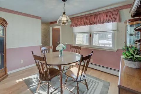 2 Forest Rd, Bristol, RI 02809 photo 10