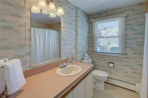 2 Forest Rd, Bristol, RI 02809 photo 17