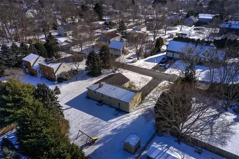 2 Forest Rd, Bristol, RI 02809 photo 33