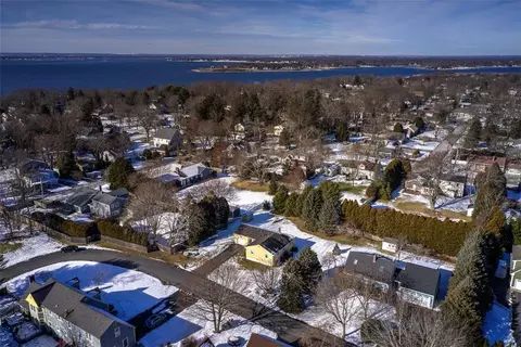2 Forest Rd, Bristol, RI 02809 photo 32