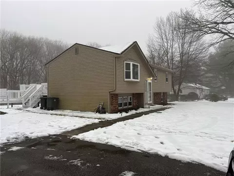 10 Patton St, Coventry, RI 02816 photo 2