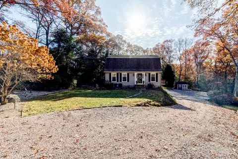 132 Sheffield Hill Rd, Exeter, RI 02822