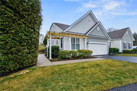 96 Camden Ct, South Kingstown, RI 02879