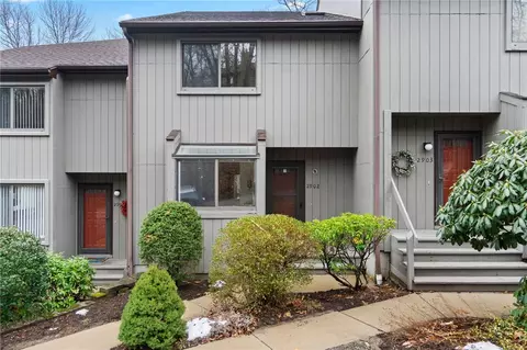 5 Wake Robin Rd #2902, Lincoln, RI 02865