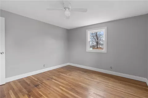 4 Rodney Rd, Warwick, RI 02889 photo 25