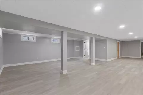 4 Rodney Rd, Warwick, RI 02889 photo 26