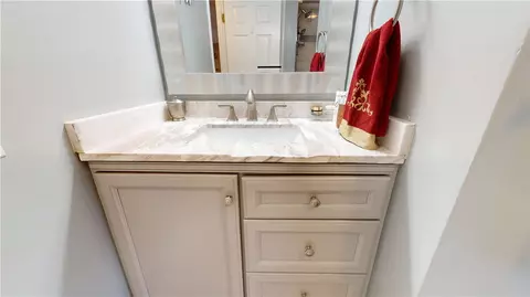26 Winston Ave, Warwick, RI 02886 photo 25