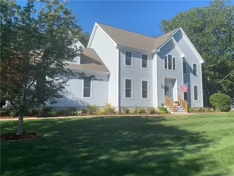 50 Windmill Dr, South Kingstown, RI 02879