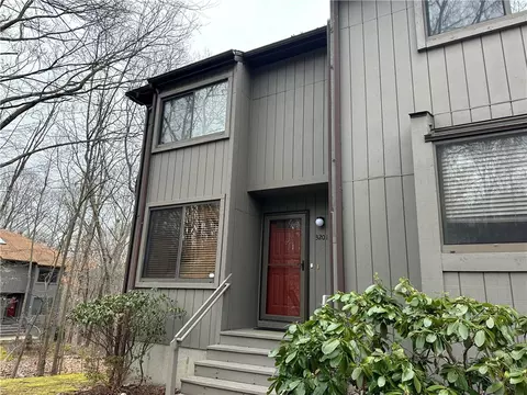 5 Wake Robin Rd #3201, Lincoln, RI 02865