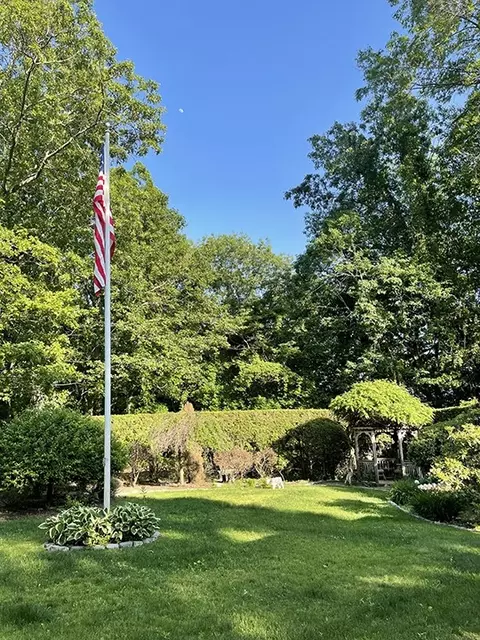24 Downing Ln, Warwick, RI 02886 photo 13