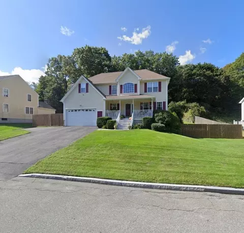 15 Bernon Dr, Lincoln, RI 02865