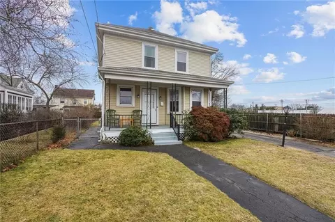 30 Manson Ave, Warwick, RI 02888