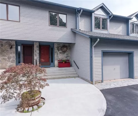 272 Sweet Allen Farm Rd #A4, South Kingstown, RI 02879