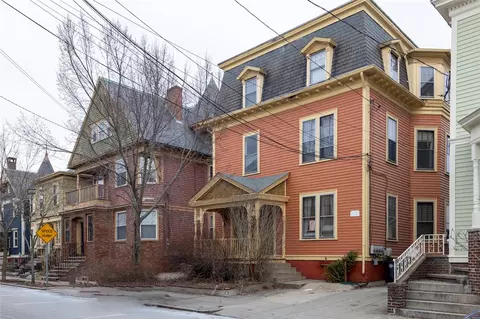 266 Knight St, Providence, RI 02909