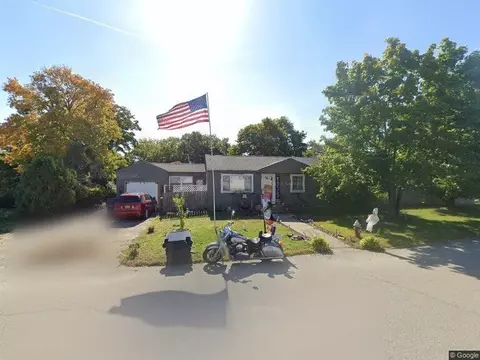 230 Easton Ave, Warwick, RI 02888