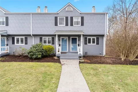 21 Sterling Dr #11, Tiverton, RI 02878