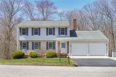 108 Kimberly Ln, West Warwick, RI 02893