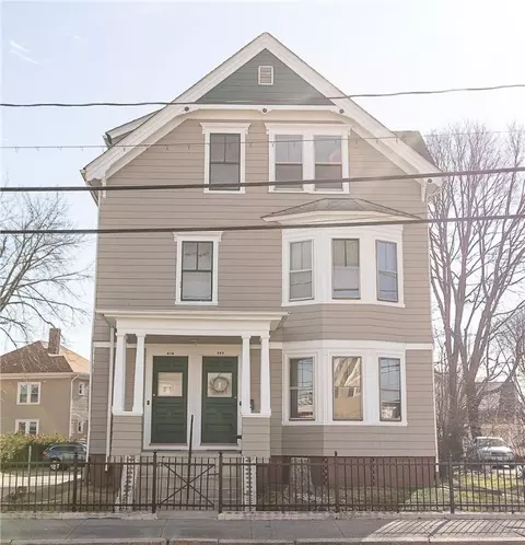 577 Central St, Pawtucket, RI 02861
