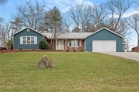 60 David St, Cumberland, RI 02864