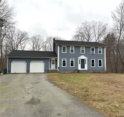 87 Trimtown Rd, Scituate, RI 02857