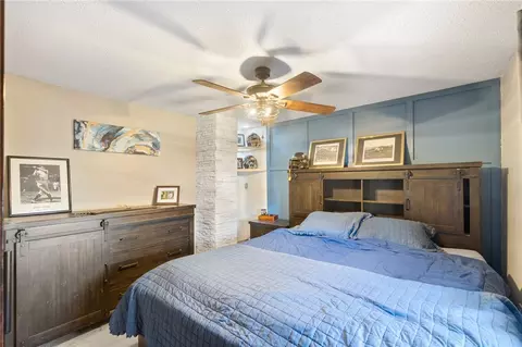 Bedroom - 239 Sixth Ave, Woonsocket, RI 02895 photo 1 of 3