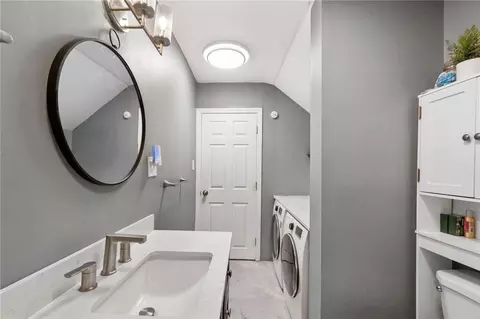 Bath - 239 Sixth Ave, Woonsocket, RI 02895 photo 3 of 3