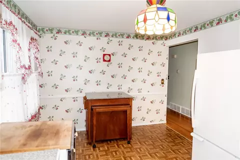 57 Woodhaven Rd, Woonsocket, RI 02895 photo 11