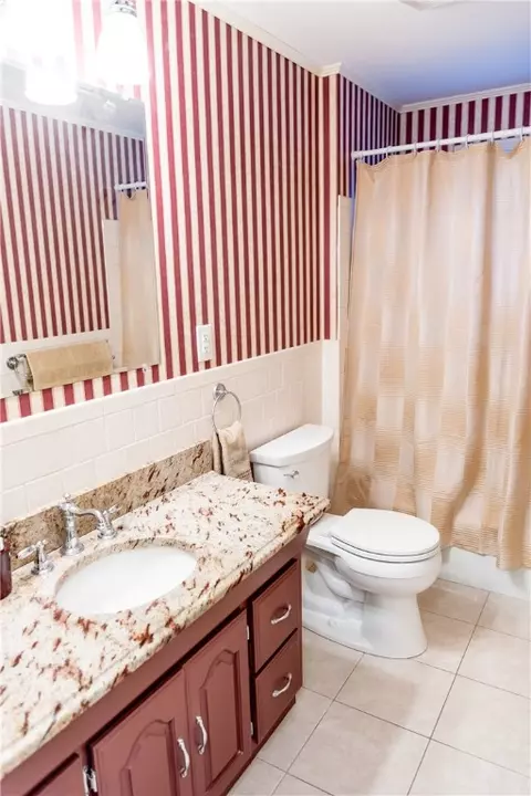 57 Woodhaven Rd, Woonsocket, RI 02895 photo 17