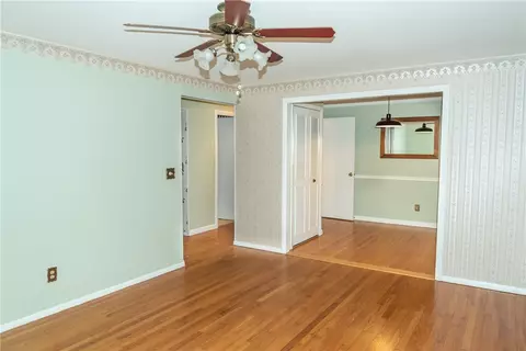 57 Woodhaven Rd, Woonsocket, RI 02895 photo 23