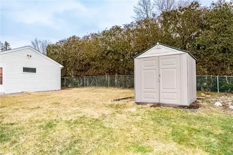 57 Woodhaven Rd, Woonsocket, RI 02895 photo 46