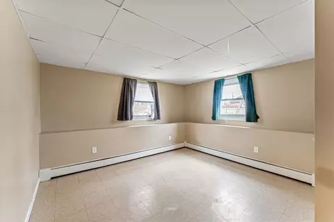 12 Patterson Ave, Warren, RI 02885 photo 17