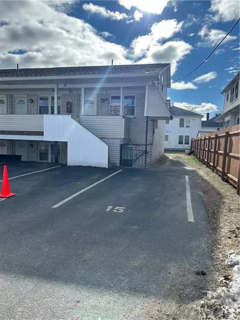 20 Hurdis St #15, North Providence, RI 02904