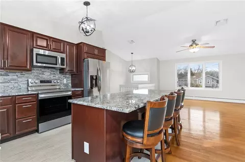 Kitchen - 60 Stephanie Ct, Warwick, RI 02889 photo 6 of 7