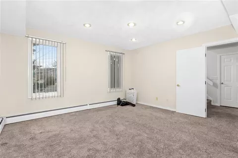 Bedroom - 60 Stephanie Ct, Warwick, RI 02889 photo 2 of 2