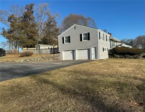 Exterior - 167 Lancaster Ave, Warwick, RI 02886 photo 6 of 10