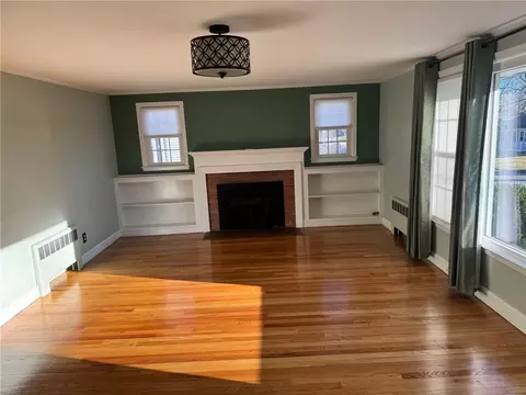 Living - 167 Lancaster Ave, Warwick, RI 02886 photo 3 of 3