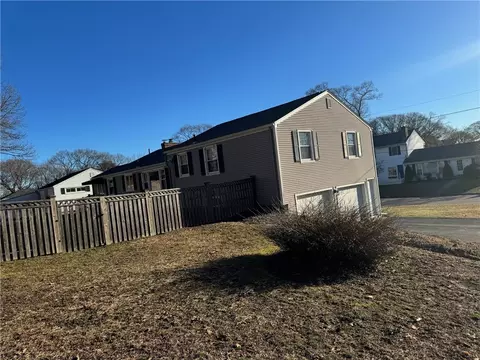 Exterior - 167 Lancaster Ave, Warwick, RI 02886 photo 10 of 10