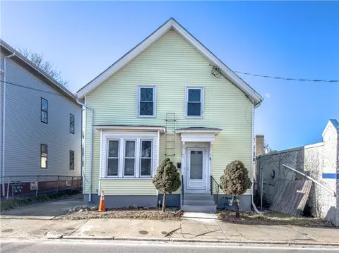 195 Pawtucket Ave, Pawtucket, RI 02860