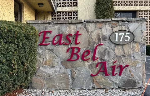 175 Hoffman Ave #310, Cranston, RI 02920