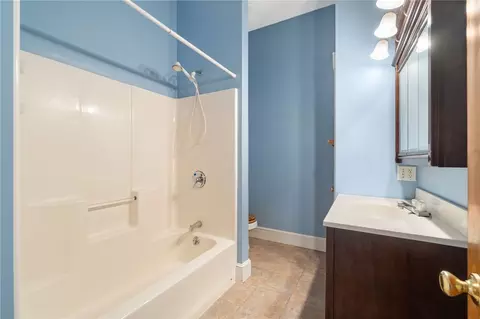 200 Cato St #5, Woonsocket, RI 02895 photo 16