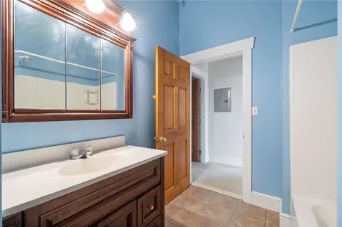200 Cato St #5, Woonsocket, RI 02895 photo 15
