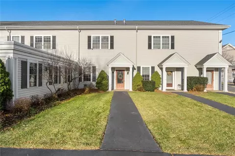 200 Cato St #5, Woonsocket, RI 02895 photo 1