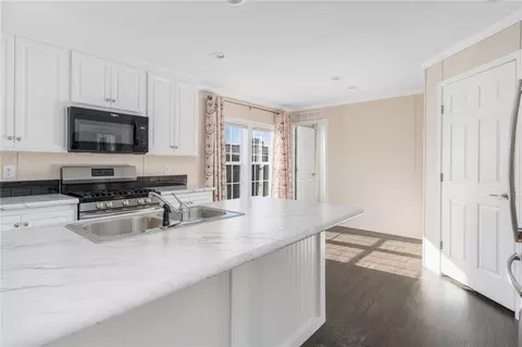 Kitchen - 73 Wright Way, Coventry, RI 02816 photo 1 of 5