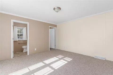 Bedroom - 73 Wright Way, Coventry, RI 02816 photo 1 of 3