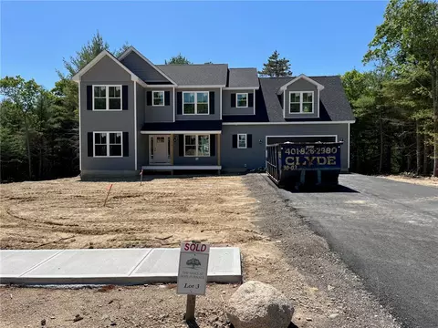 6 Cassidy Trl, Coventry, RI 02816