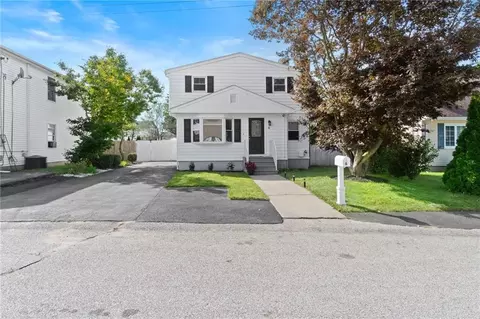 6 Kennedy Dr, North Providence, RI 02904