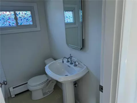 Bath - 4 Berkeley St, West Warwick, RI 02893 photo 1 of 4