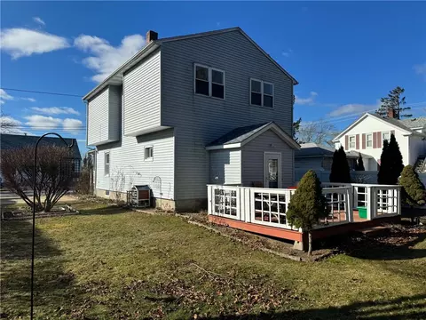 Exterior - 4 Berkeley St, West Warwick, RI 02893 photo 4 of 5