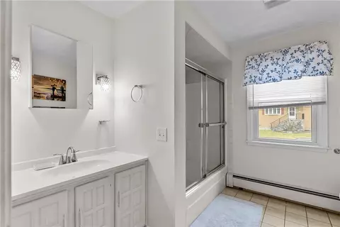 Bath - 140 Ray Ave, Woonsocket, RI 02895 photo 1 of 4