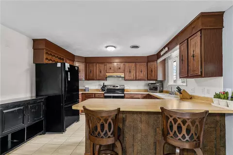 Kitchen - 140 Ray Ave, Woonsocket, RI 02895 photo 5 of 5